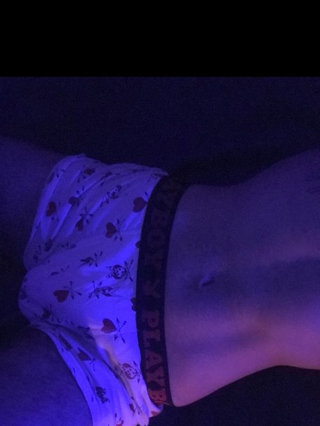Foto desnuda filtrada de OnlyFans de Chev Monza 97