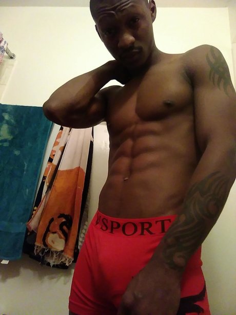 Foto desnuda filtrada de OnlyFans de Moniivii
