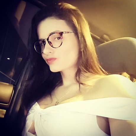 Foto desnuda filtrada de OnlyFans de Monica