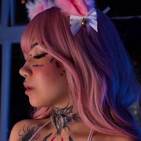 Momoi  
