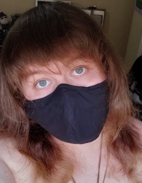 Foto desnuda filtrada de OnlyFans de Mom