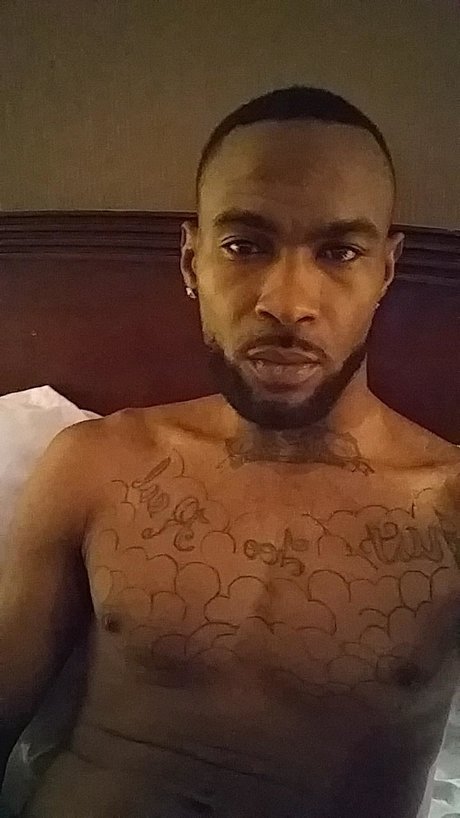 Foto desnuda filtrada de OnlyFans de Moby D