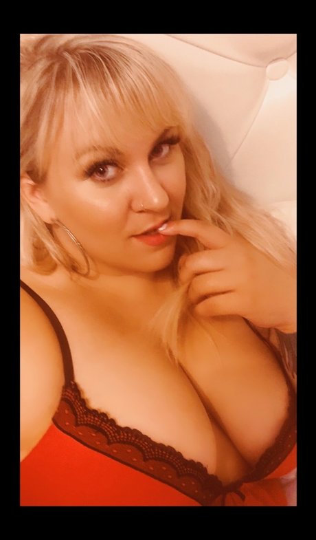 Foto desnuda filtrada de OnlyFans de Layla Asher