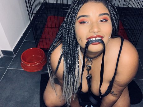 Foto desnuda filtrada de OnlyFans de Miss Estigia Dirty Slut