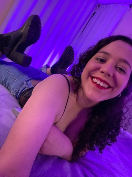 Foto desnuda filtrada de OnlyFans de Miss Blume Free
