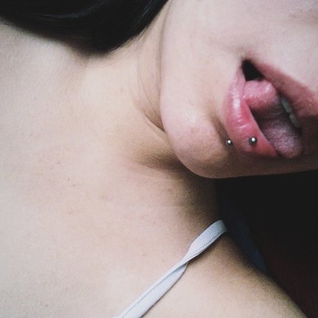Naive Nudity