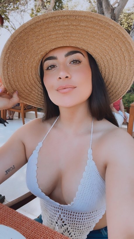 Nadia Nuo