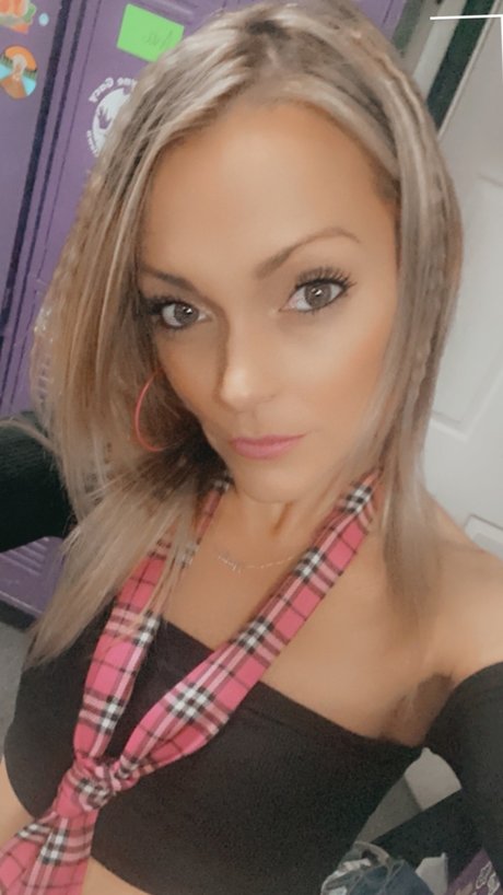 Nadia Nix