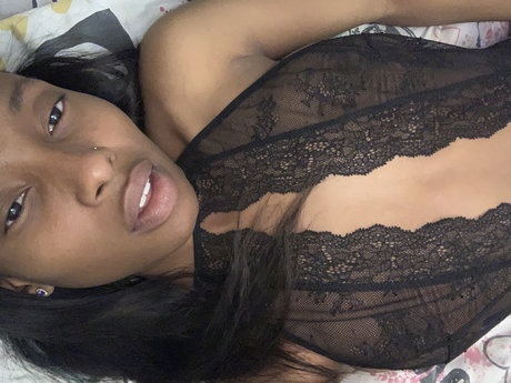 Foto desnuda filtrada de OnlyFans de Mz Harmony