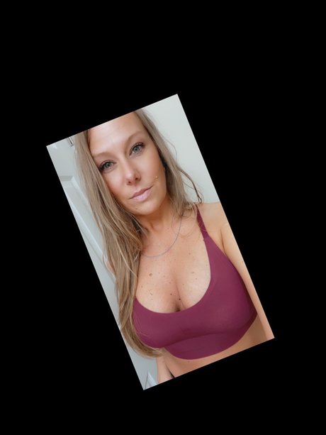 Foto desnuda filtrada de OnlyFans de Mzdick10