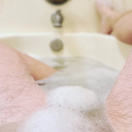 Foto desnuda filtrada de OnlyFans de Bj  