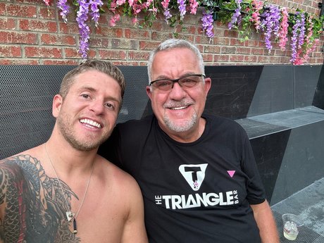 Foto desnuda filtrada de OnlyFans de Daddy Ampamp Younger Husband
