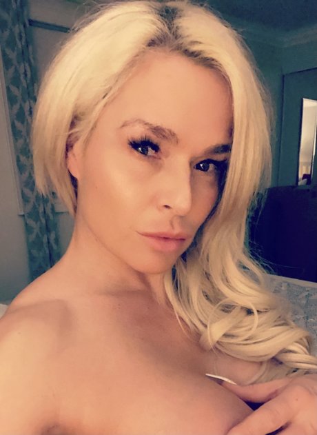 Foto desnuda filtrada de OnlyFans de Aurorab