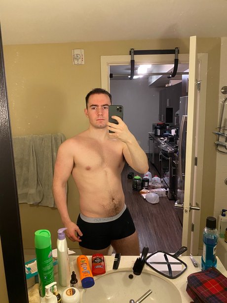 Foto desnuda filtrada de OnlyFans de Musclesinstalling