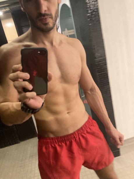 Foto desnuda filtrada de OnlyFans de Muscle Big Boy 