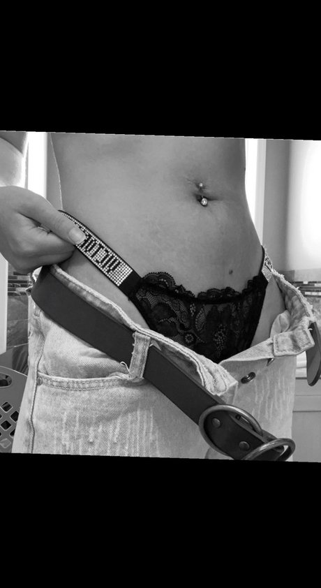 Foto desnuda filtrada de OnlyFans de Guess Who