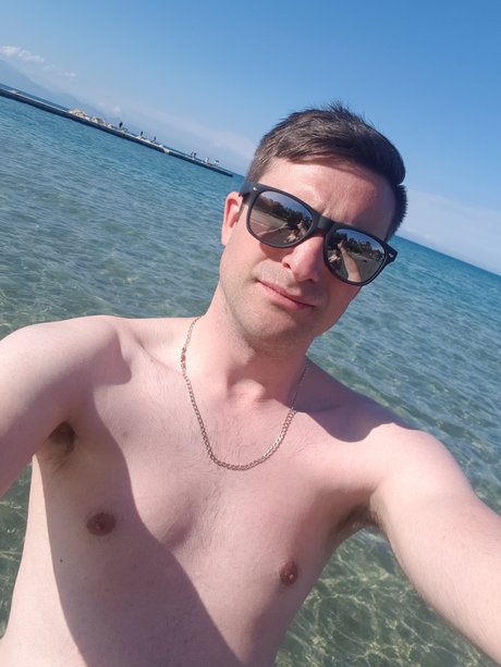 Foto desnuda filtrada de OnlyFans de Mr Naughty