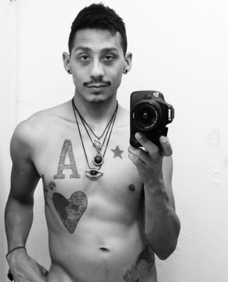 Foto desnuda filtrada de OnlyFans de Michael Theace