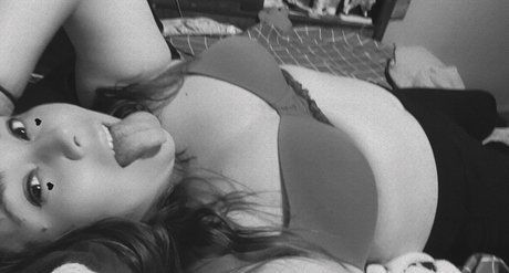 Foto desnuda filtrada de OnlyFans de Katie