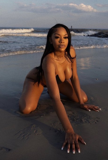 Foto desnuda filtrada de OnlyFans de Ms Thang
