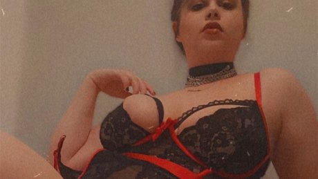 Foto desnuda filtrada de OnlyFans de Msathenarae