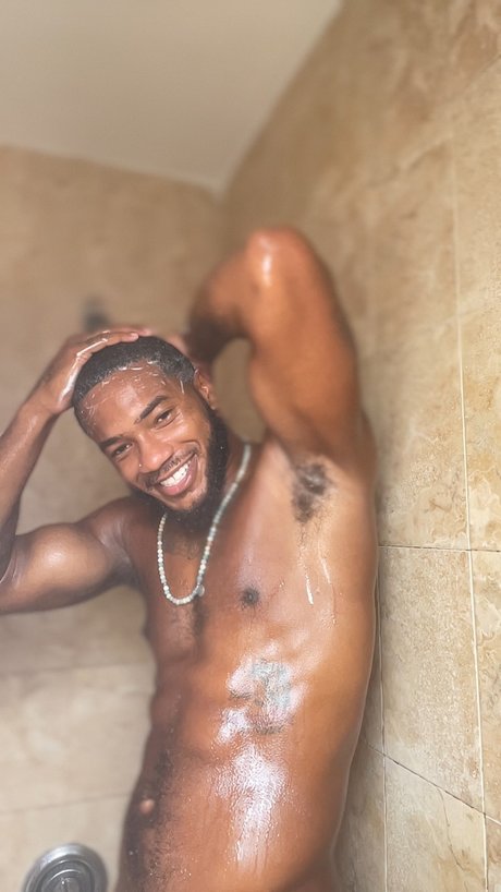 Foto desnuda filtrada de OnlyFans de Mr Mcnasty