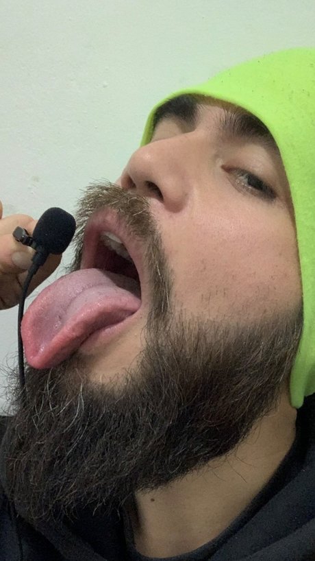 Foto desnuda filtrada de OnlyFans de Mrkoko Asmr