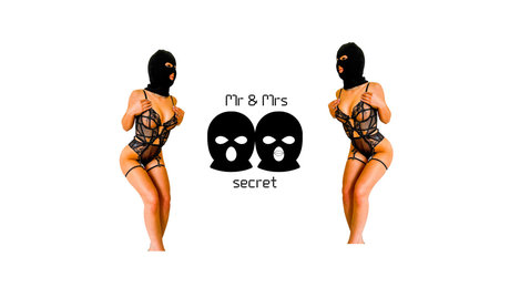 Foto desnuda filtrada de OnlyFans de Mr And Mrs Secret