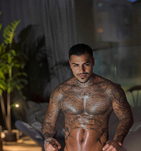 Foto desnuda filtrada de OnlyFans de Mr Loco18 