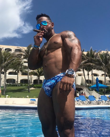 Mrx11 Muscle God
