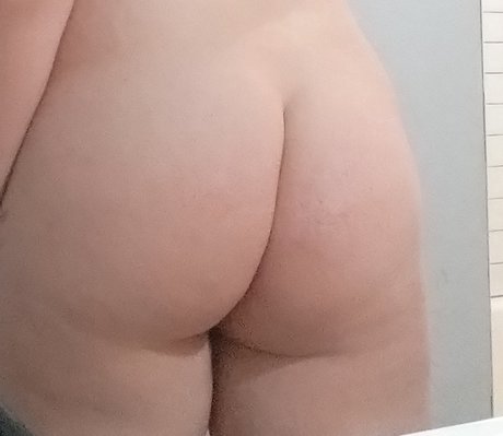Foto desnuda filtrada de OnlyFans de Rainbow Cute