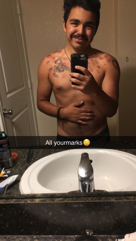 Foto desnuda filtrada de OnlyFans de Badgerdaddy
