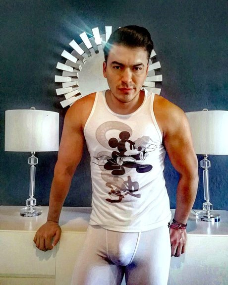 Ngel Salas