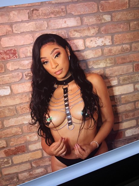 Foto desnuda filtrada de OnlyFans de So Unique Uncensored