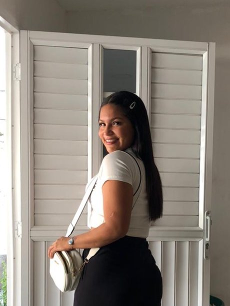 Foto desnuda filtrada de OnlyFans de Nazeris Karime