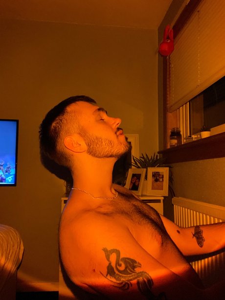 Naughty Tom