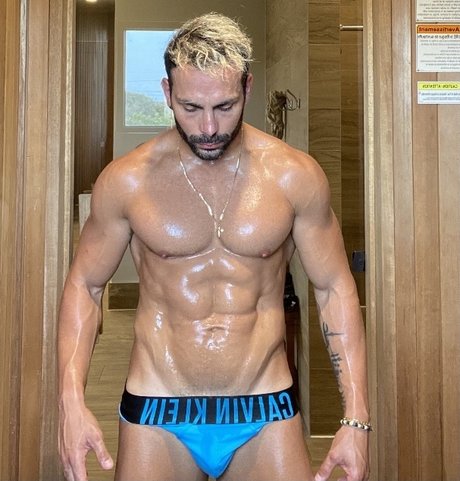 Foto desnuda filtrada de OnlyFans de Naudy