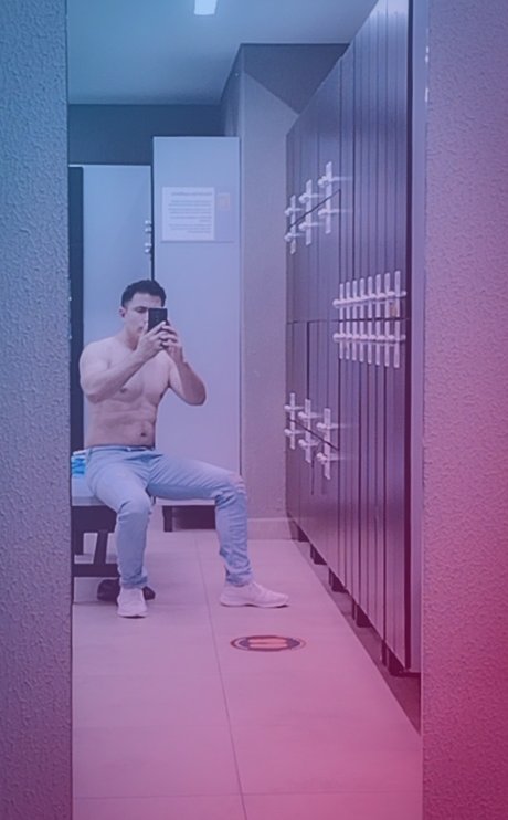 Foto desnuda filtrada de OnlyFans de Abraham