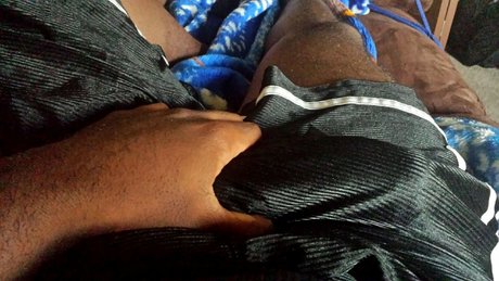 Foto desnuda filtrada de OnlyFans de Gimme Throat
