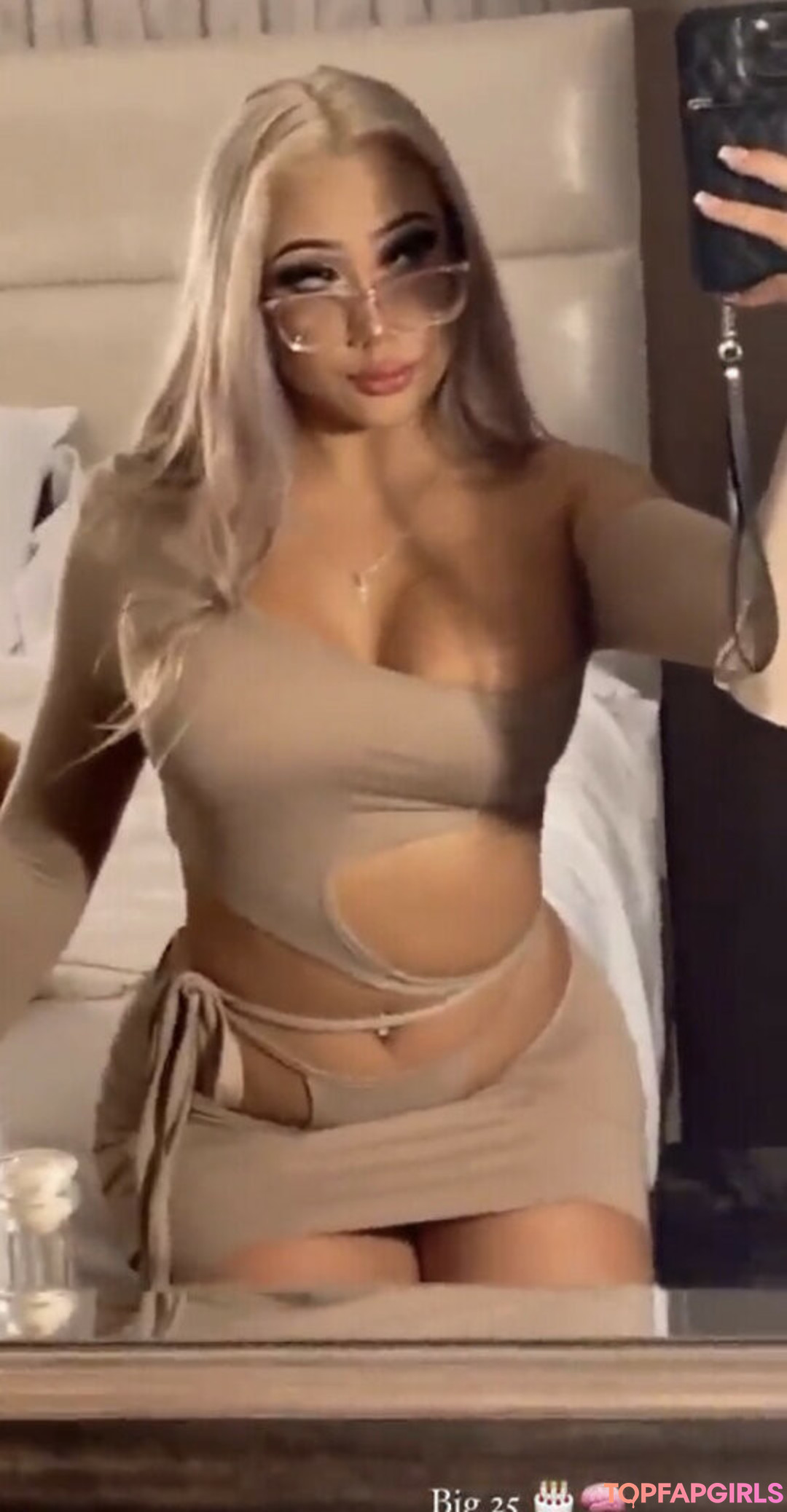 Foto desnuda filtrada de OnlyFans de Beamer Babe #13 Foto desnuda filtrada de OnlyFans de Beamer Babe #13