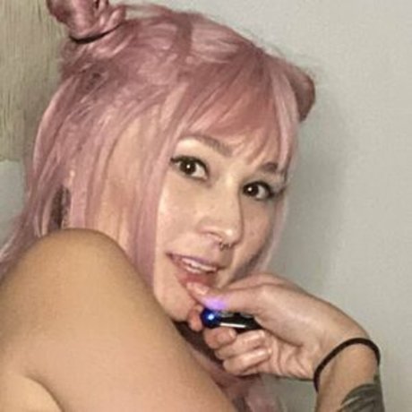 Foto desnuda filtrada de OnlyFans de Momjeansx