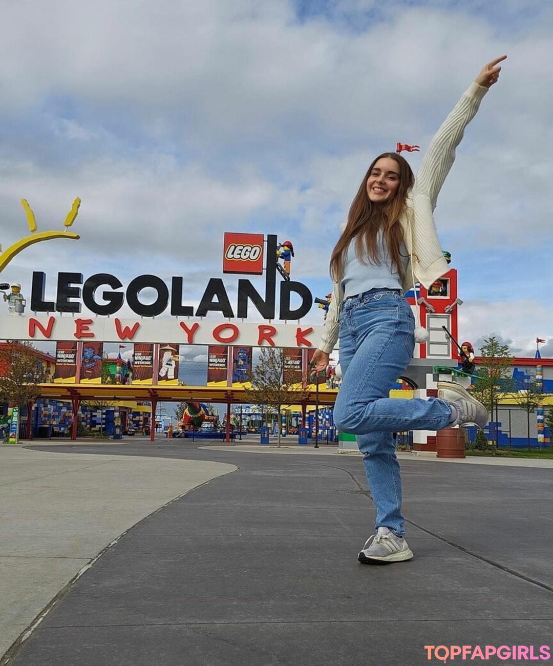 Foto desnuda filtrada de OnlyFans de Loserfruit #223 Foto desnuda filtrada de OnlyFans de Loserfruit #223