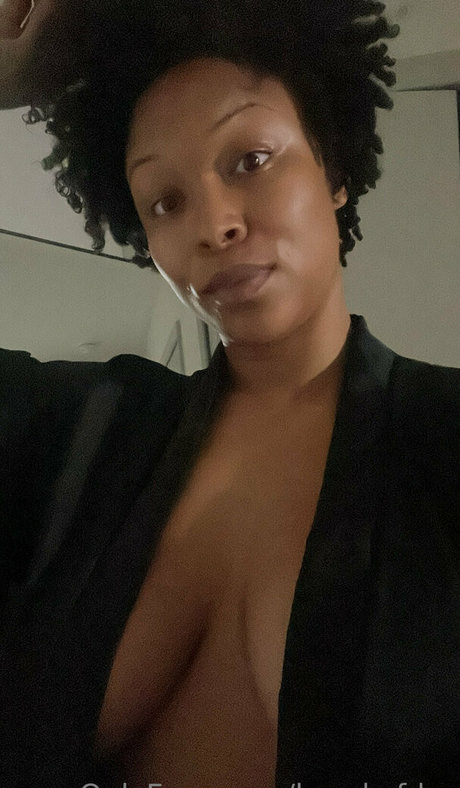 Foto desnuda filtrada de OnlyFans de Breakofdm