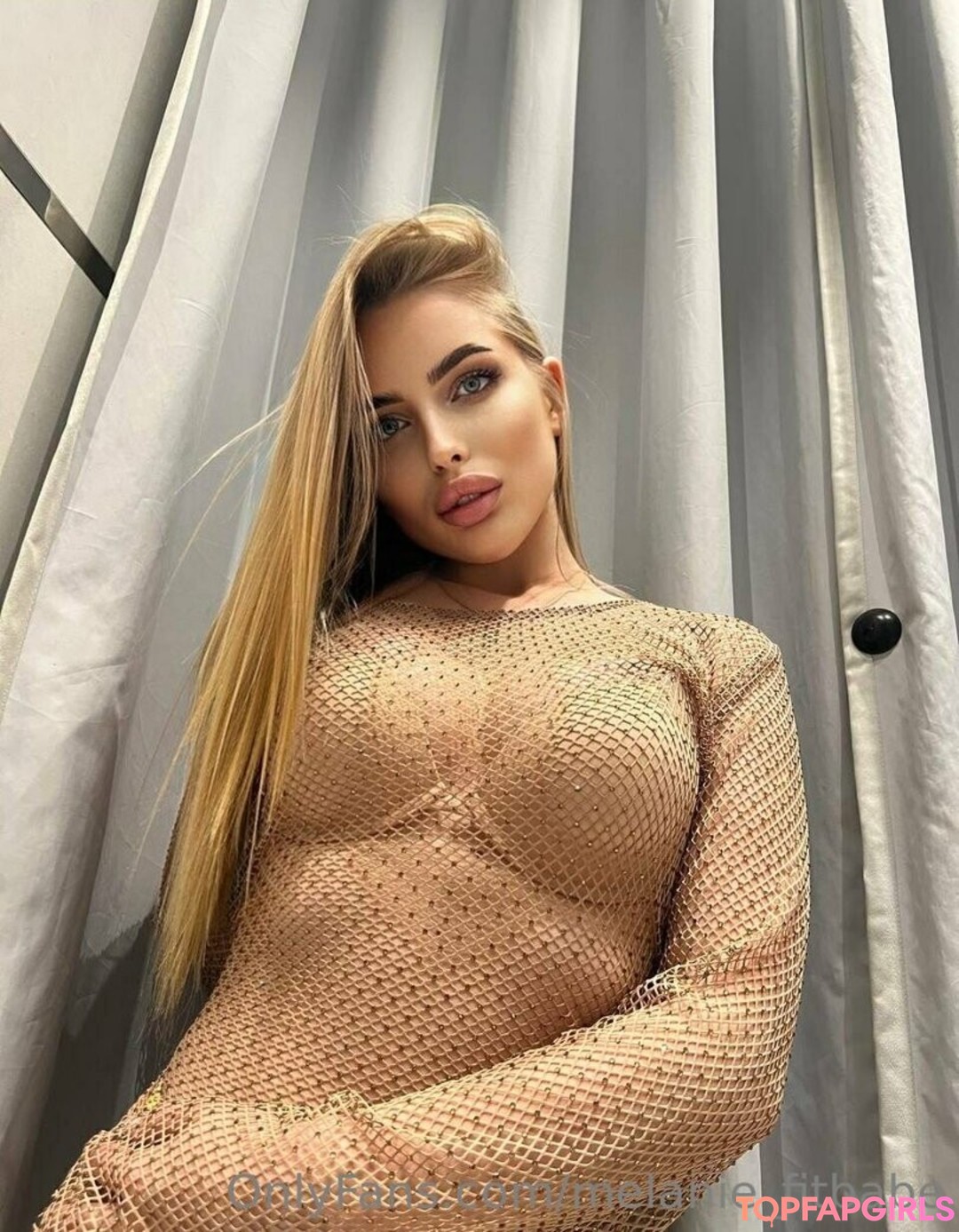 Foto desnuda filtrada de OnlyFans de Melaniefitbabe #339 Foto desnuda filtrada de OnlyFans de Melaniefitbabe #339
