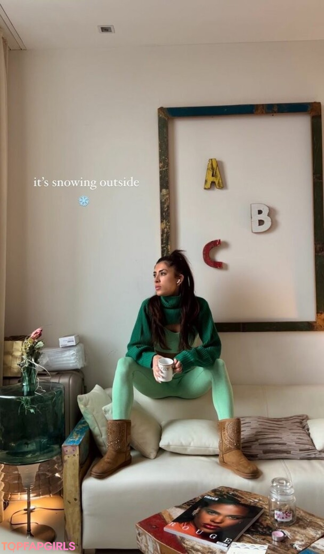 Foto desnuda filtrada de OnlyFans de Gina Llebaria #135 Foto desnuda filtrada de OnlyFans de Gina Llebaria #135