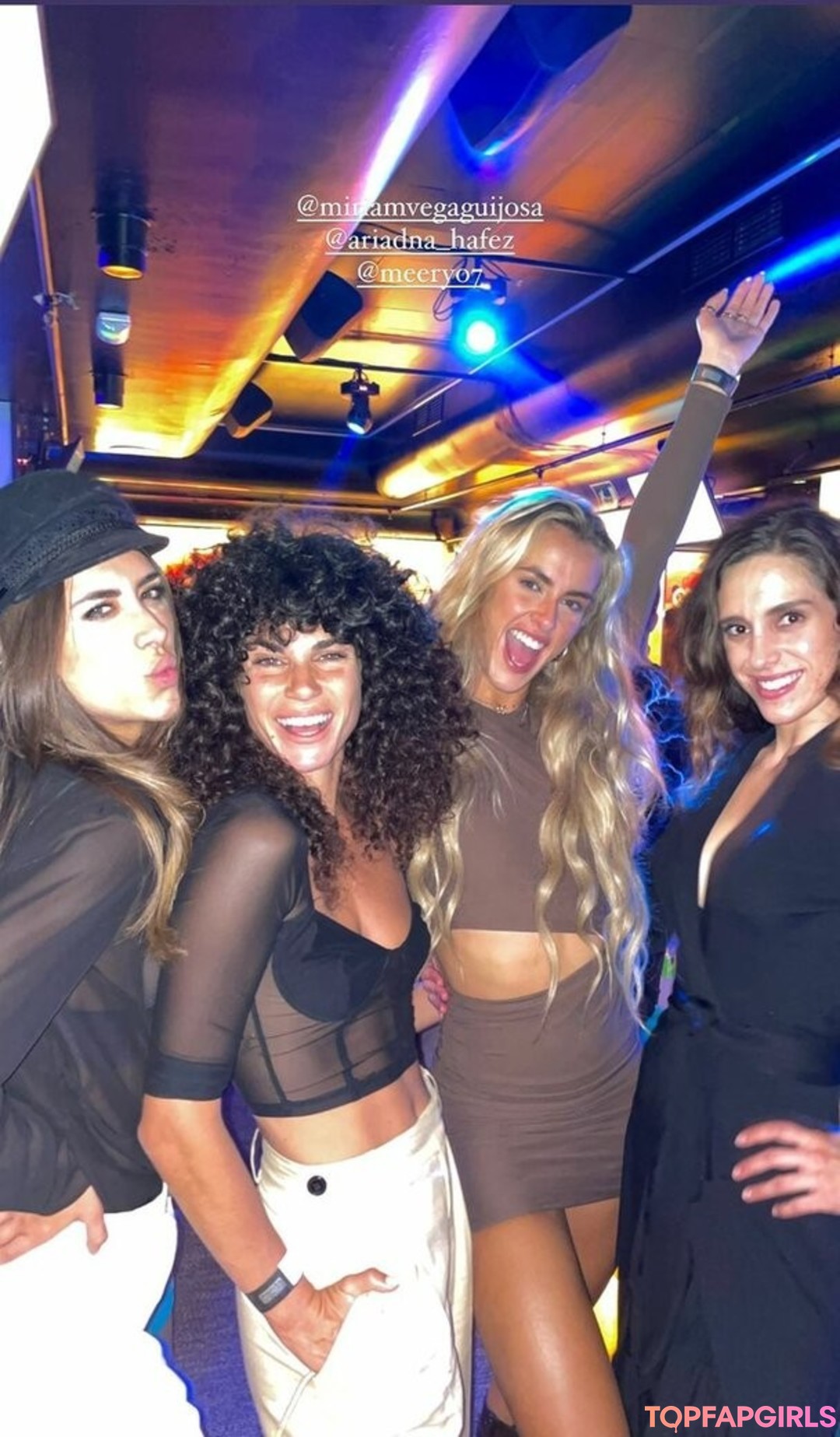 Foto desnuda filtrada de OnlyFans de Gina Llebaria #89 Foto desnuda filtrada de OnlyFans de Gina Llebaria #89