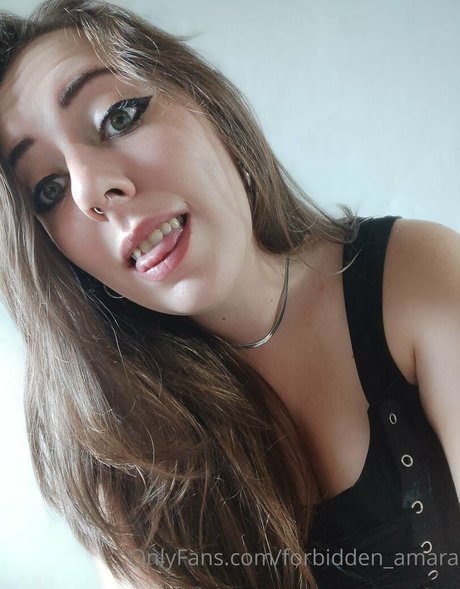 Foto desnuda filtrada de OnlyFans de Forbiddenamara