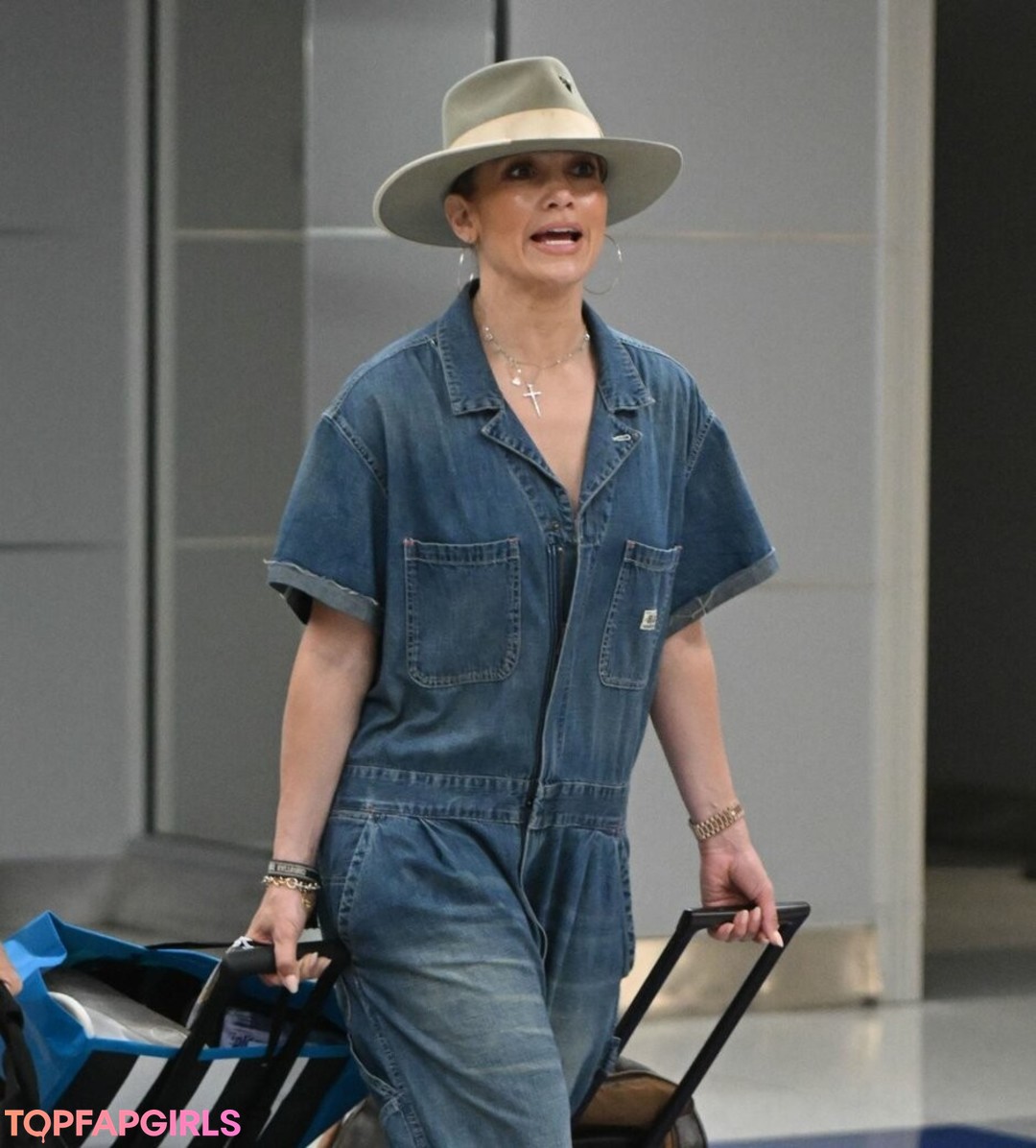 Foto desnuda filtrada de OnlyFans de Jennifer Lopez #1176