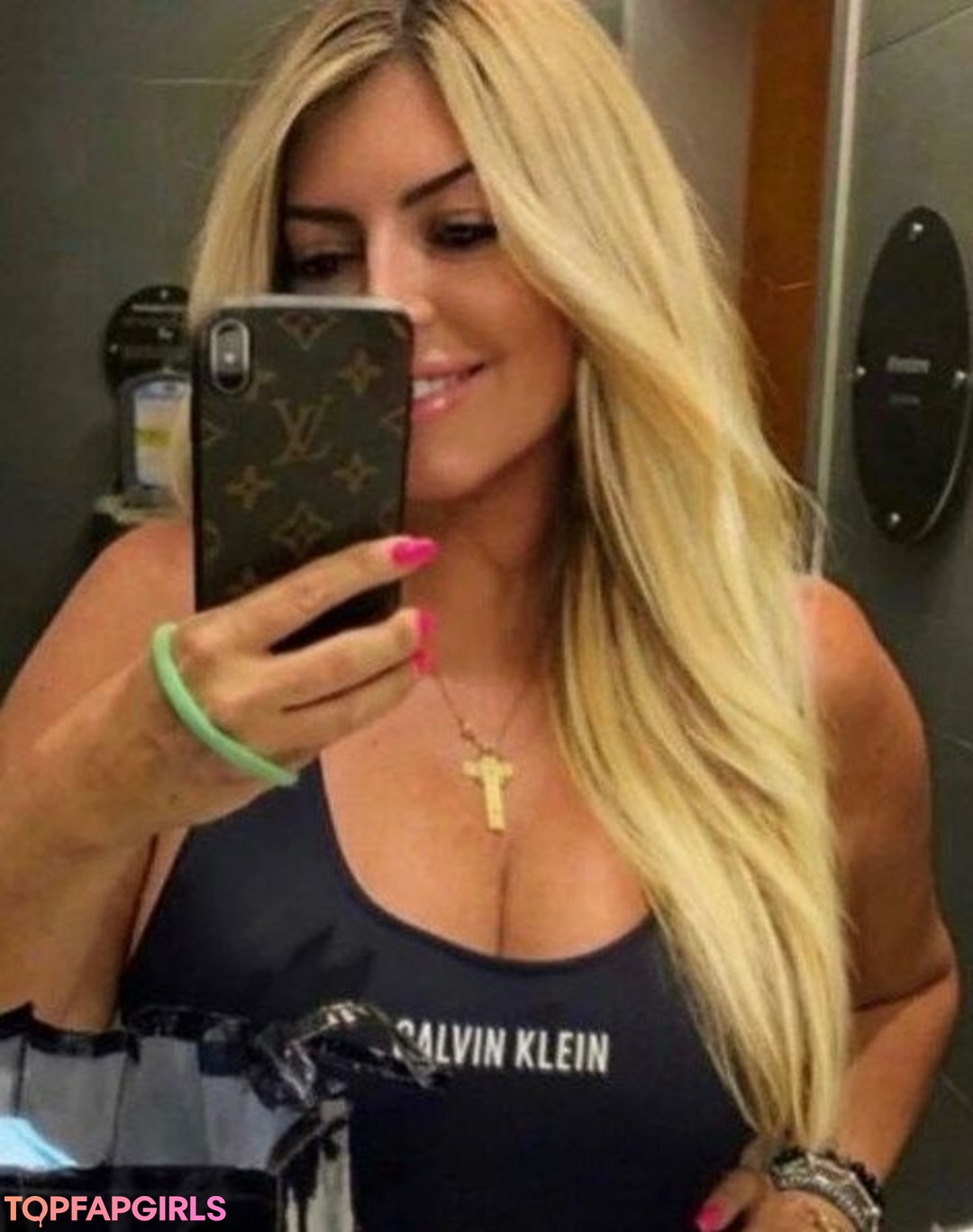 Foto desnuda filtrada de OnlyFans de Flaviana Basta #115 Foto desnuda filtrada de OnlyFans de Flaviana Basta #115