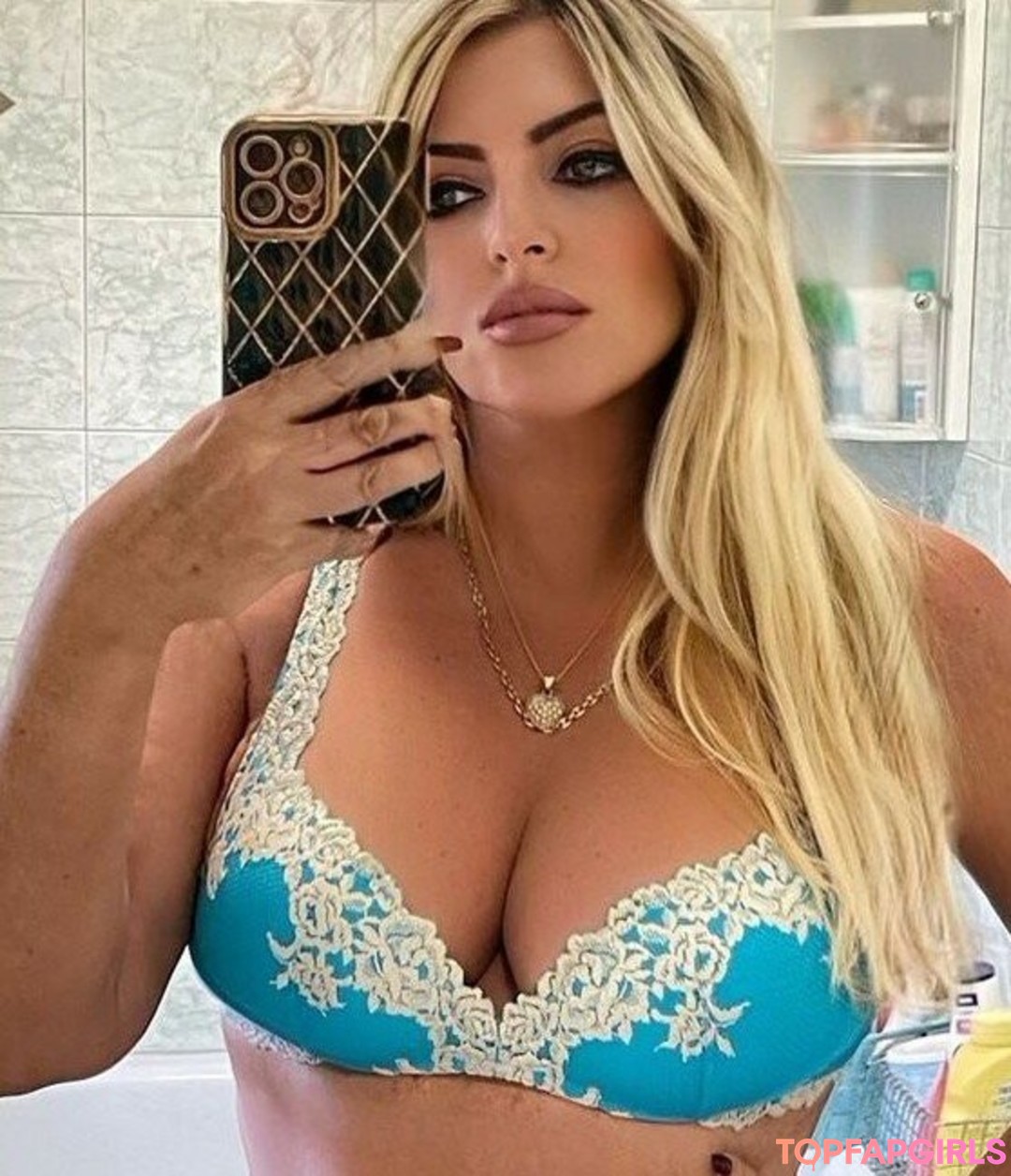 Foto desnuda filtrada de OnlyFans de Flaviana Basta #63 Foto desnuda filtrada de OnlyFans de Flaviana Basta #63